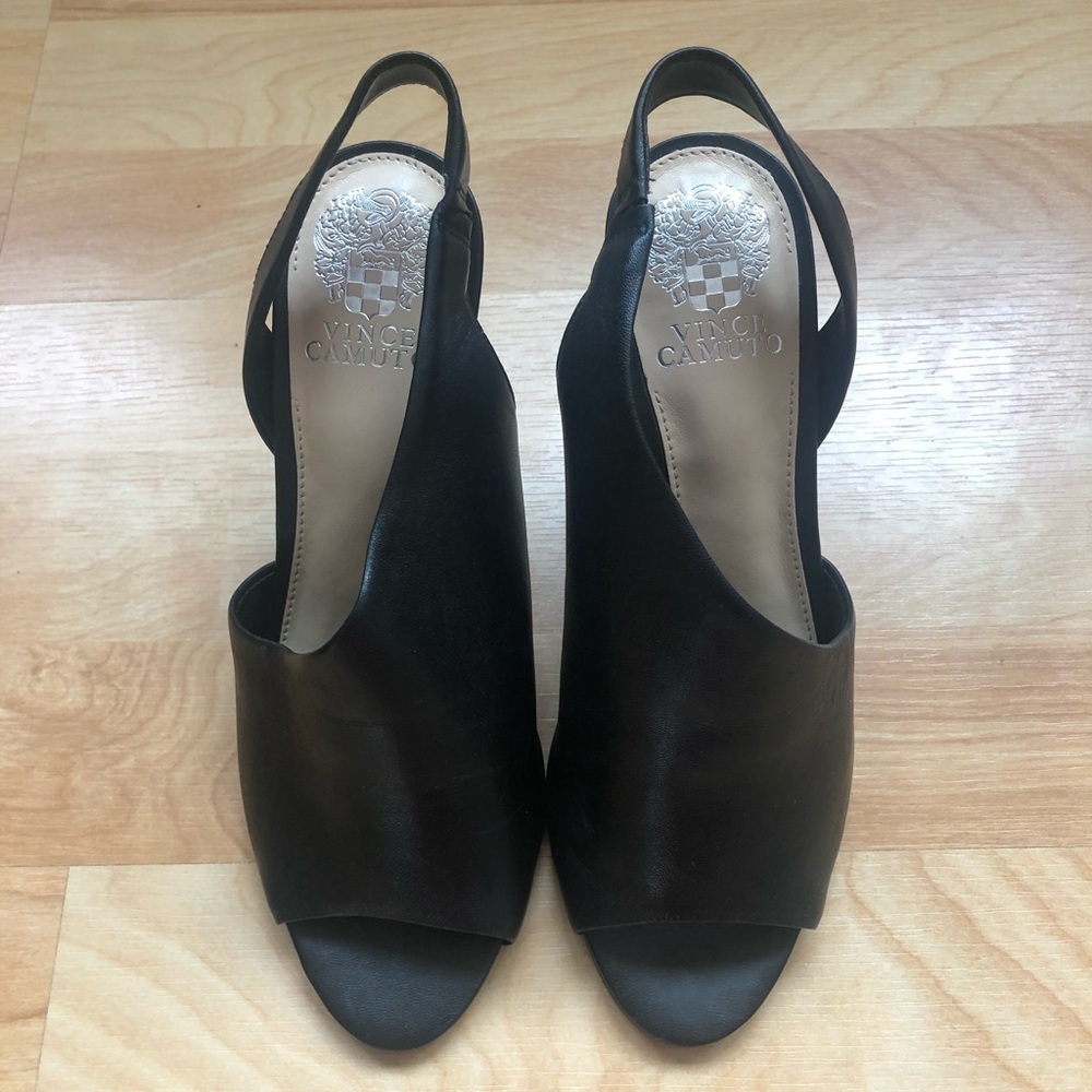 Vince Camuto Black Leather Pumps